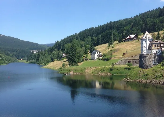 Tri Ruze Szálloda 3*