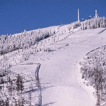 Tri Ruze Špindlerŭv Mlýn