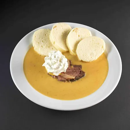 Tri Ruze Špindlerŭv Mlýn