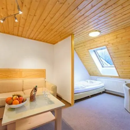 Tri Ruze 3* Špindlerŭv Mlýn